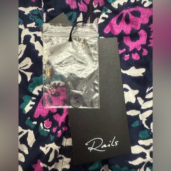 Rails Misha Top Size Large In Woodblock Floral Feminine Cotton NWT - Picture 6 of 9